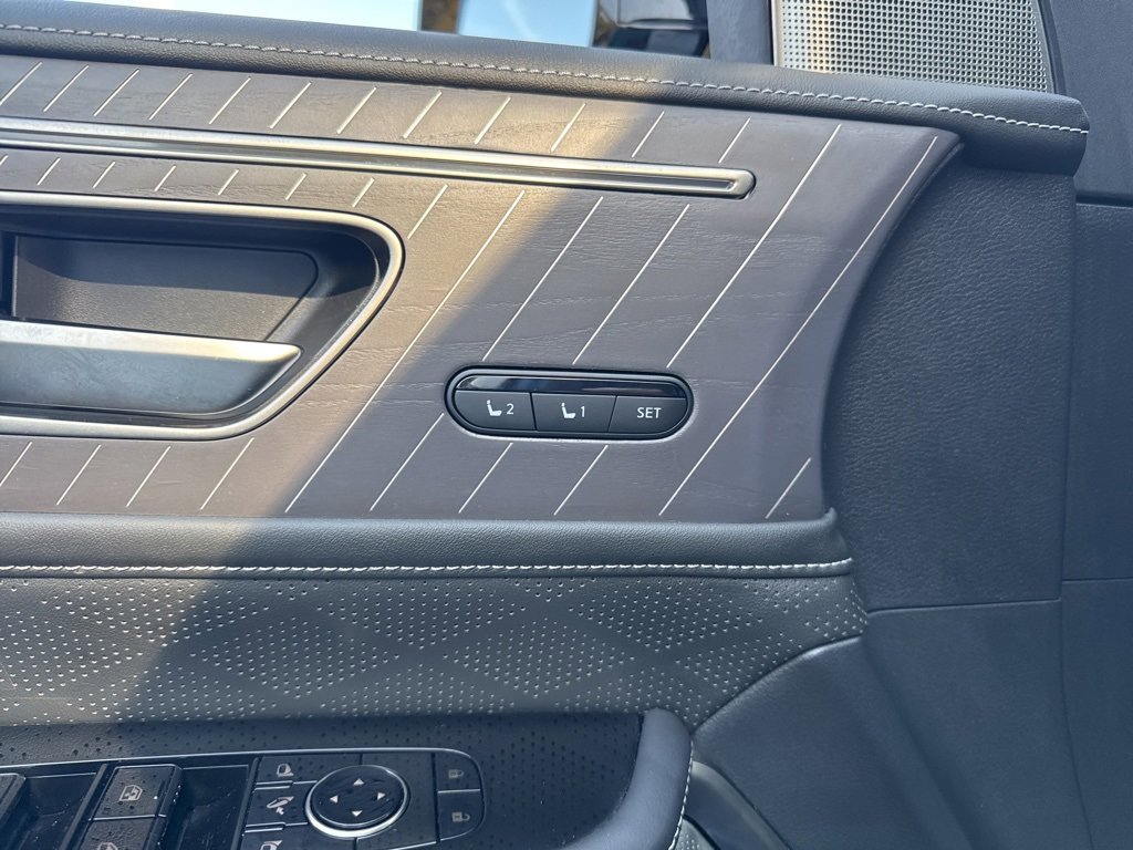 Used 2025 INFINITI QX80 Autograph image 14