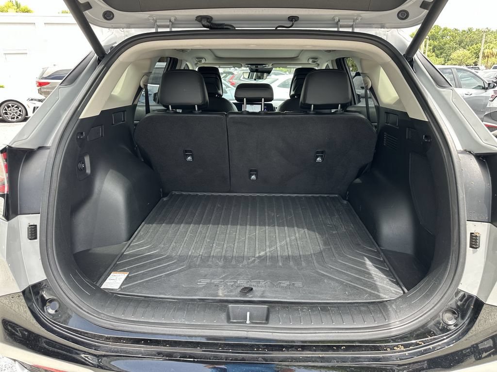 Certified 2023 Kia Sportage SX FWD image 11