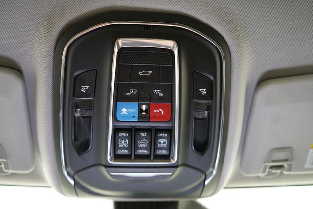 Used 2022 Jeep Grand Cherokee Limited 4xe image 48