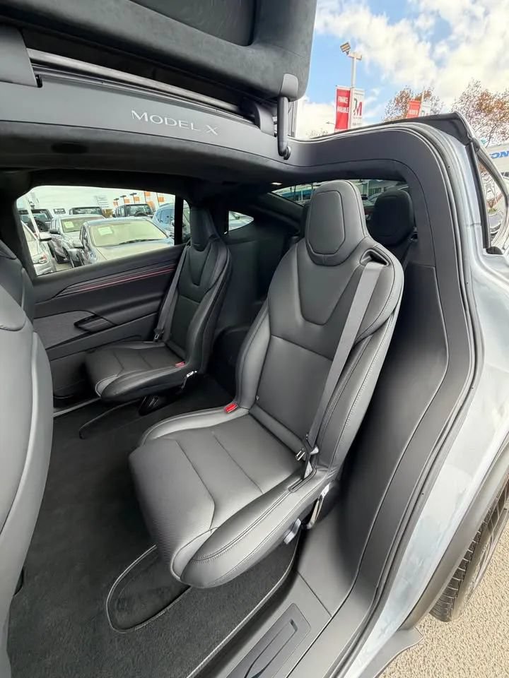 Used 2026 Tesla Model X AWD/4WD image 11