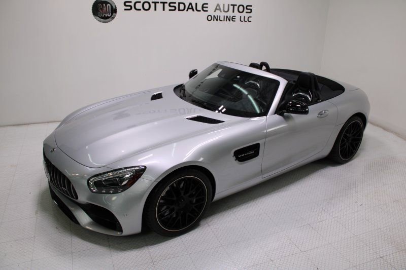 Used 2019 Mercedes-Benz AMG GT Roadster image 17
