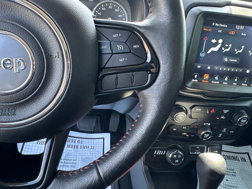 Used 2022 Jeep Renegade Trailhawk AWD/4WD image 26