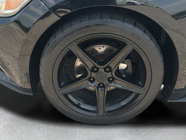 Used 2016 Ford Mustang Premium RWD image 22