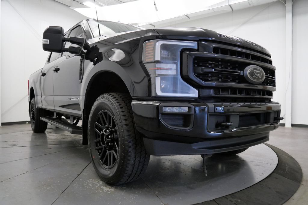 Used 2022 Ford F250 Lariat w/ Black Appearance Package AWD/4WD image 45