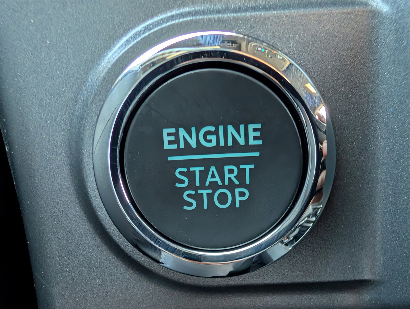 New 2026 Ford F150 XLT w/ Equipment Group 302A MID image 25