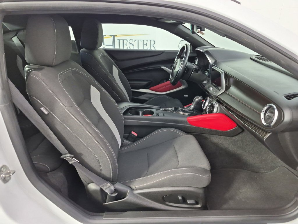 Used 2021 Chevrolet Camaro LT w/ RS Package RWD image 31