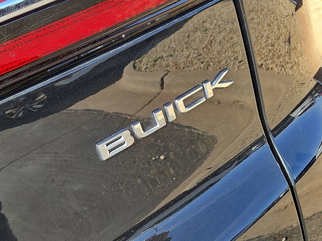 Used 2025 Buick Enclave Preferred image 13