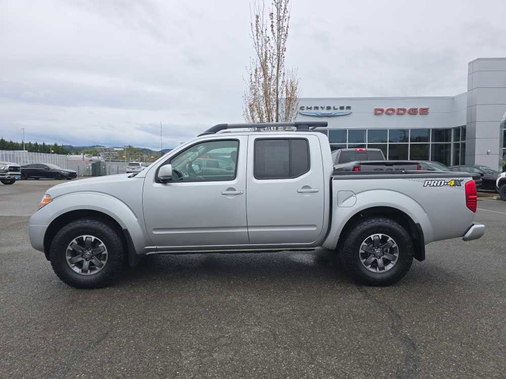 Used 2017 Nissan Frontier PRO-4X w/ Pro-4x Luxury Package AWD/4WD image 2