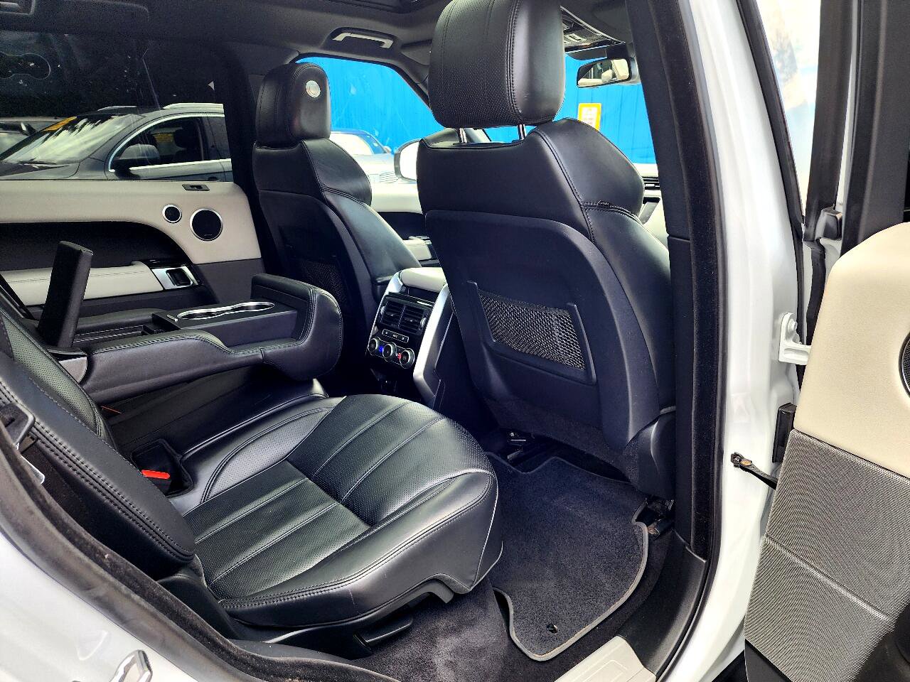 Used 2016 Land Rover Range Rover Sport Supercharged image 27