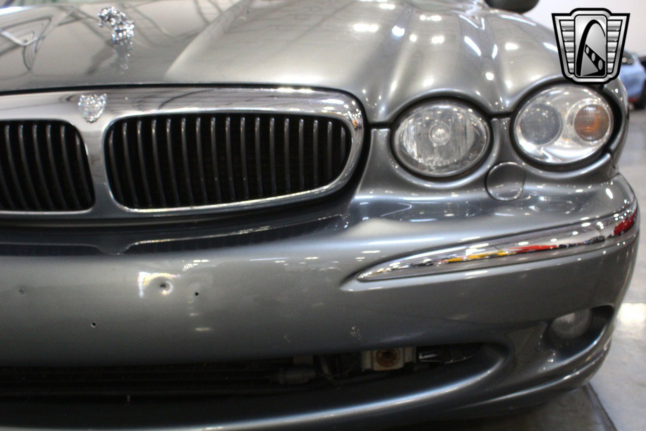 Used 2002 Jaguar X-TYPE 2.5 image 14