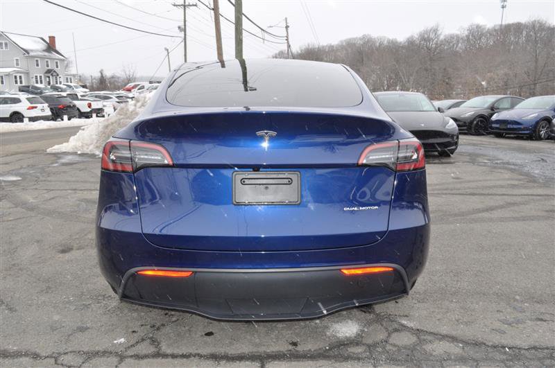 Used 2024 Tesla Model Y Long Range image 4