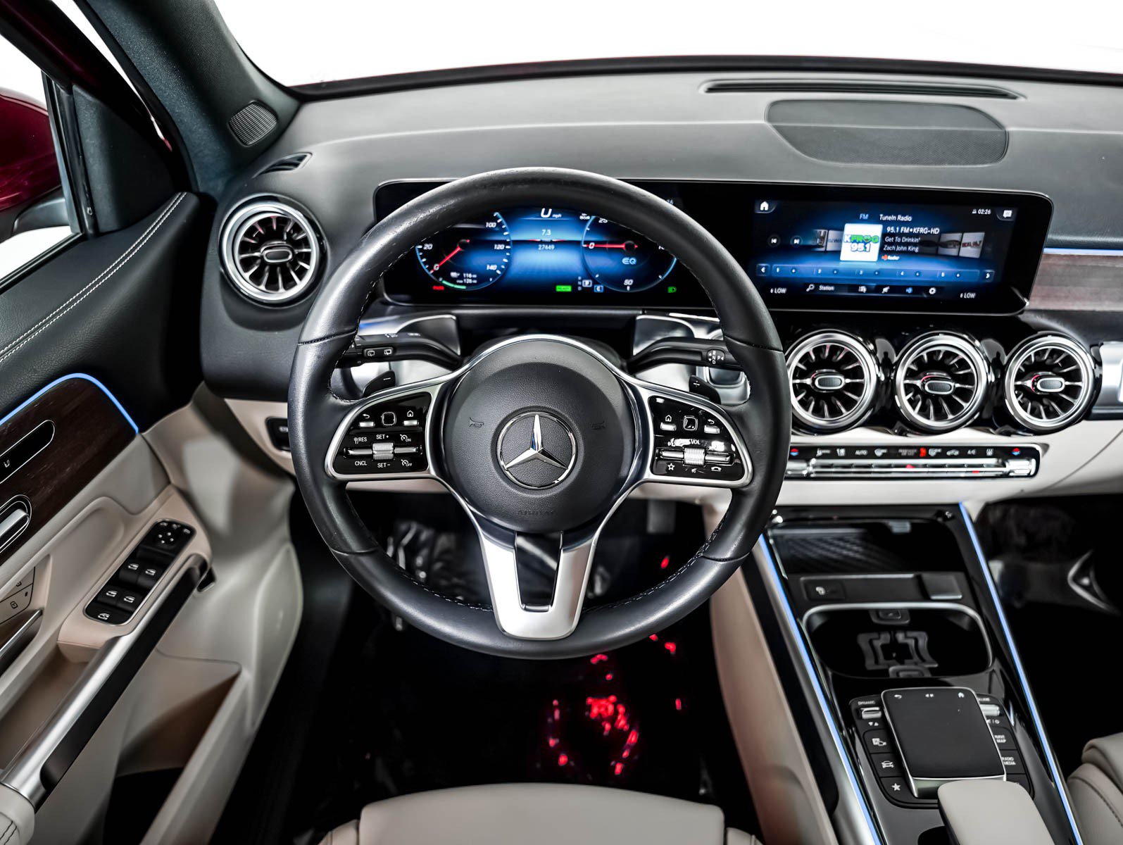 Used 2023 Mercedes-Benz EQB 250+ w/ Exclusive Package image 11