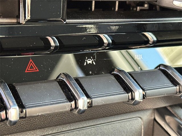 New 2025 GMC Canyon Elevation image 16