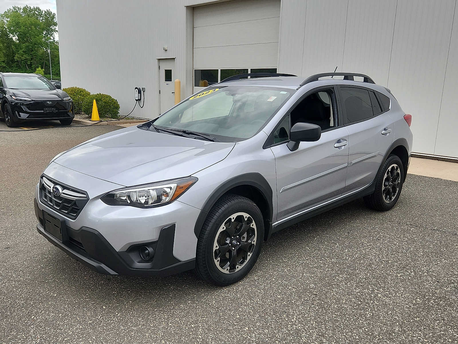 Used 2023 Subaru Crosstrek 2.0i AWD/4WD image 3