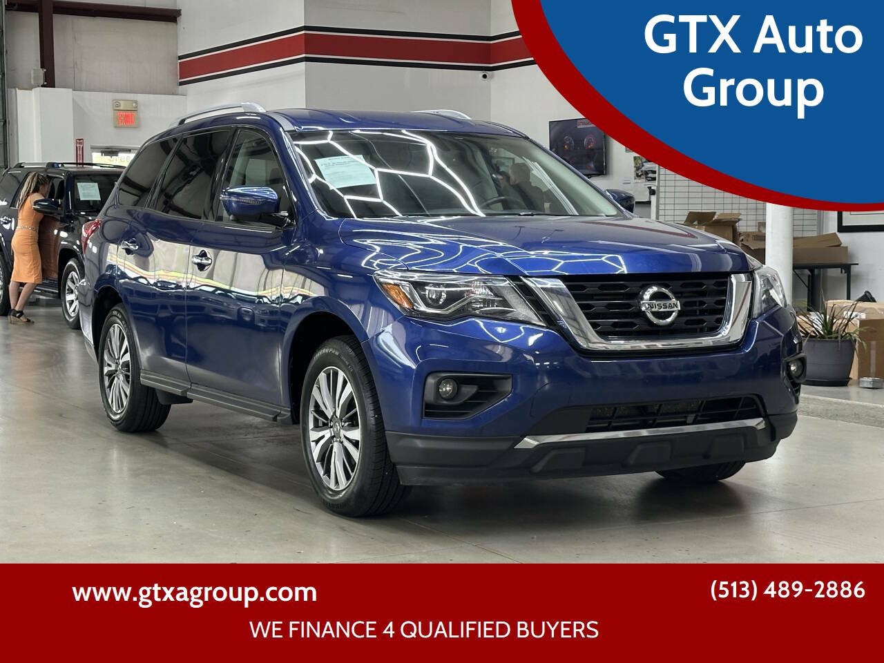 Used 2020 Nissan Pathfinder SL AWD/4WD image 1