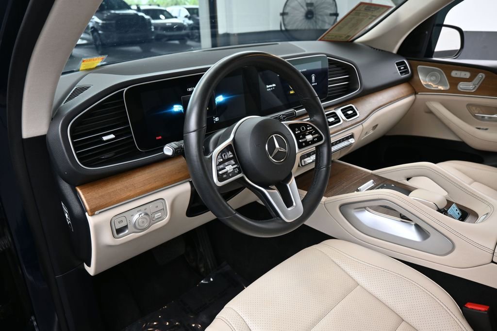 Used 2022 Mercedes-Benz GLE 350 w/ AMG Line Exterior image 10