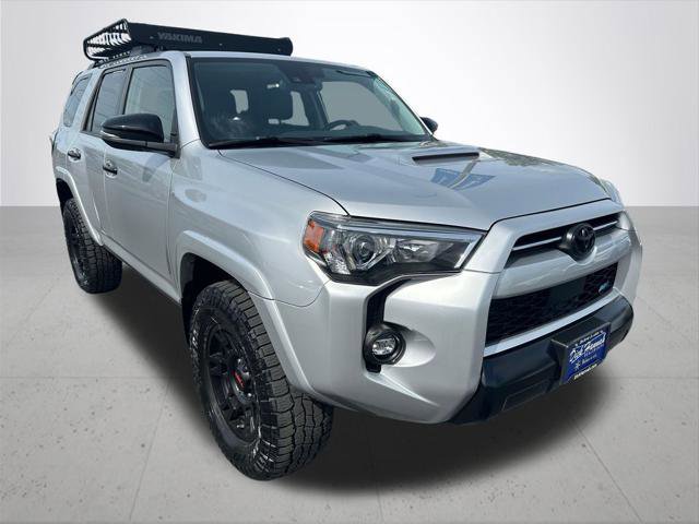 Certified 2021 Toyota 4Runner Venture w/ Moonroof Package AWD/4WD image 6