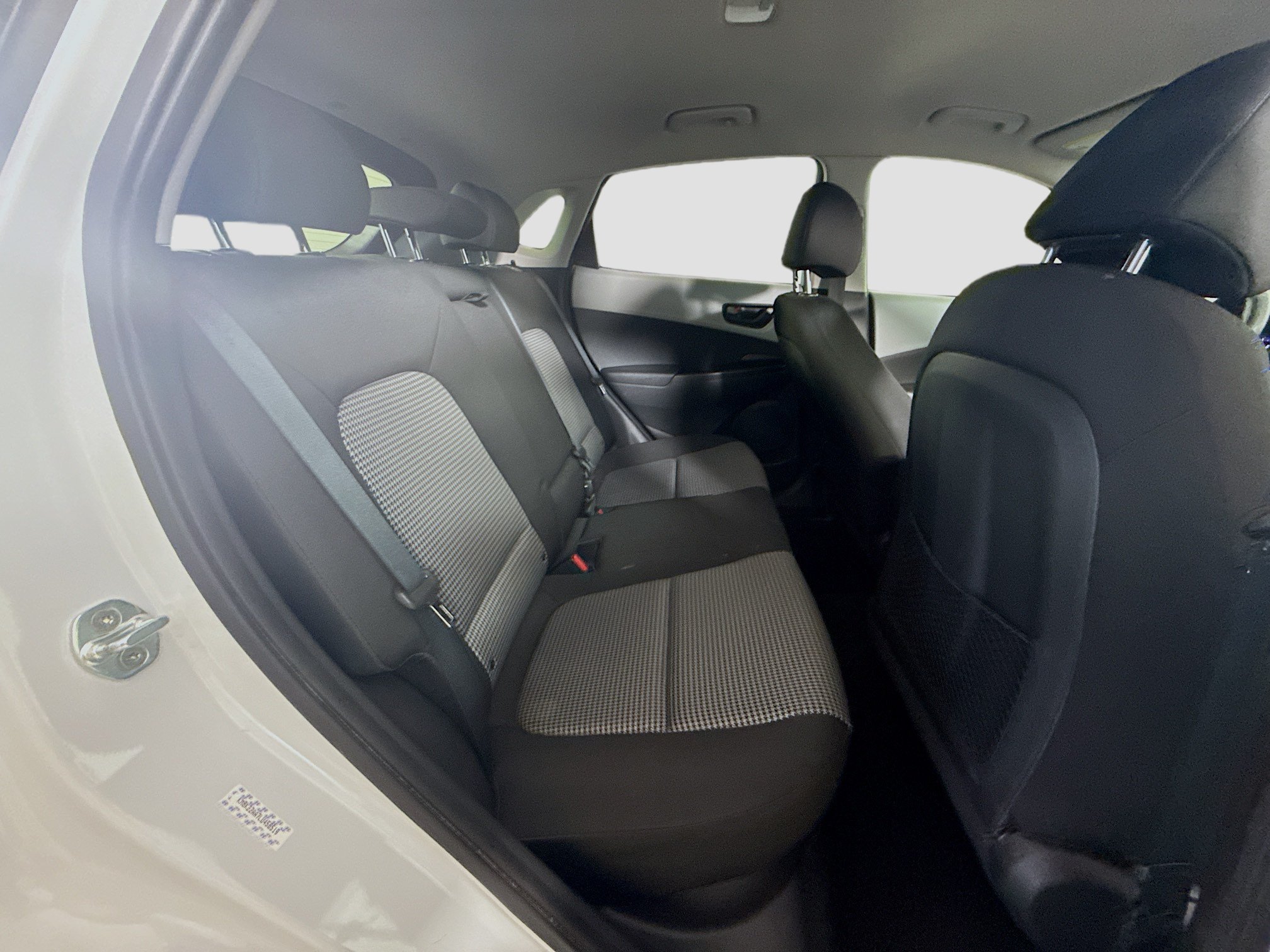 Used 2020 Hyundai Kona SEL FWD image 27