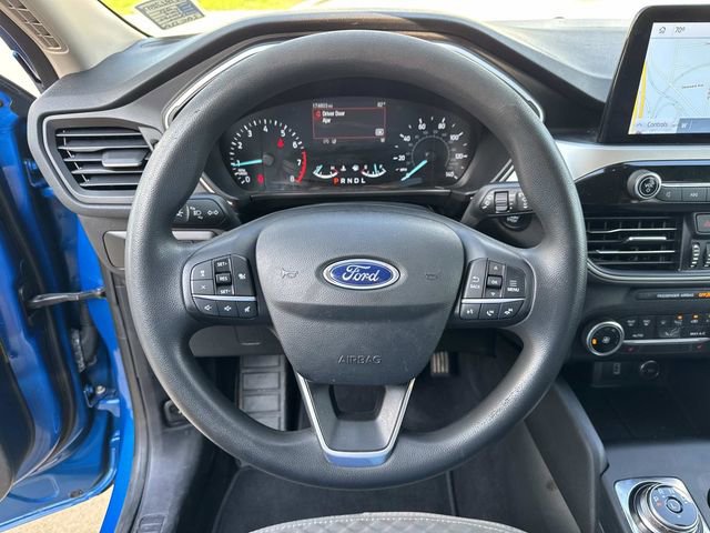 Used 2020 Ford Escape SE image 21