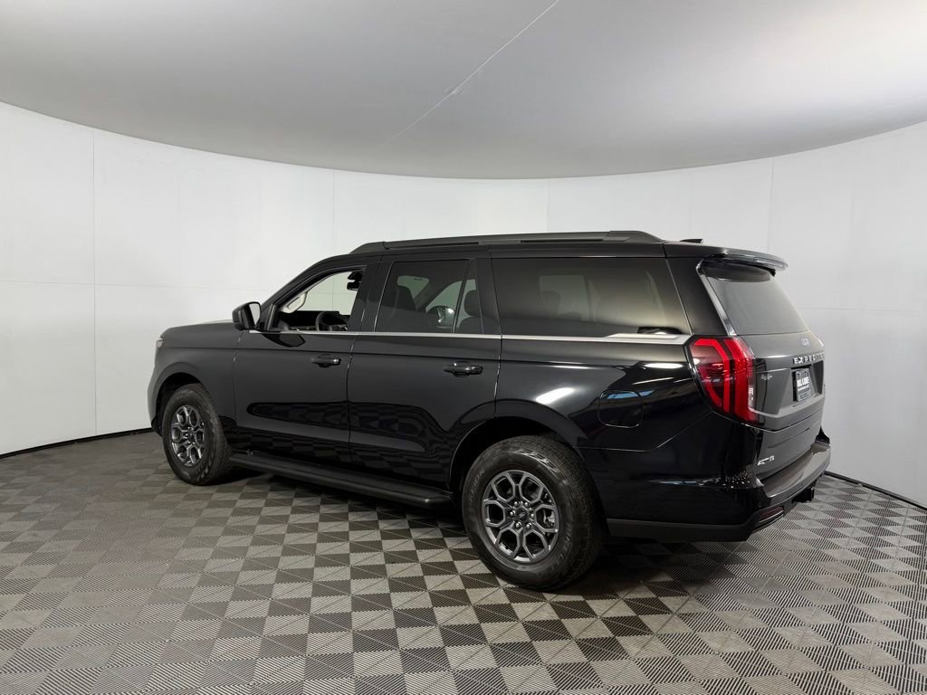 Used 2025 Ford Expedition Active image 9