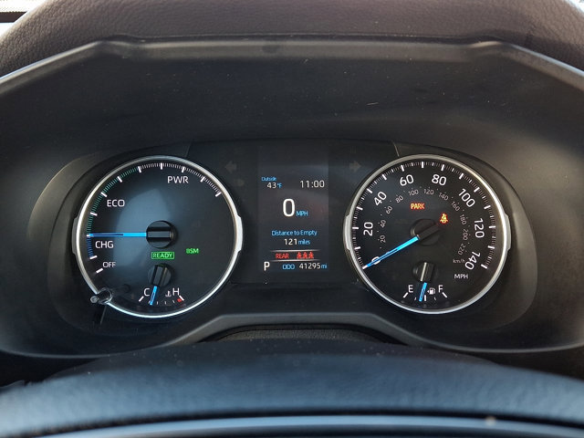 Used 2022 Toyota RAV4 XLE image 20