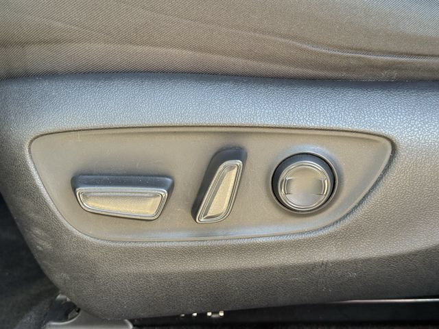 Used 2024 Toyota RAV4 XLE FWD image 27