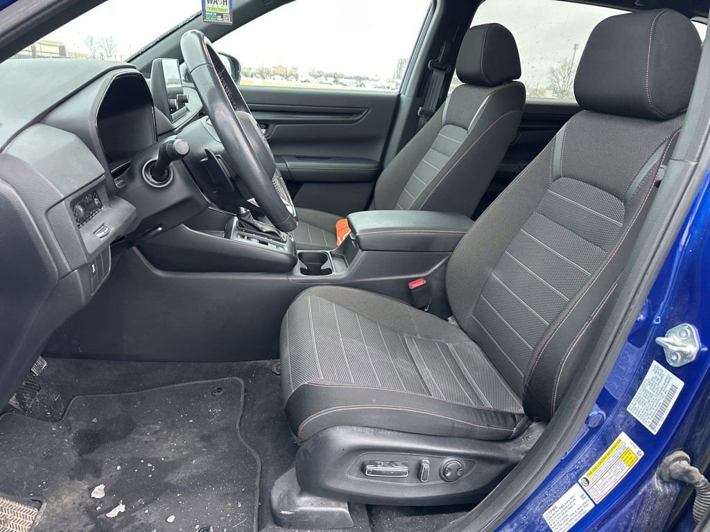 Used 2023 Honda CR-V Sport image 18