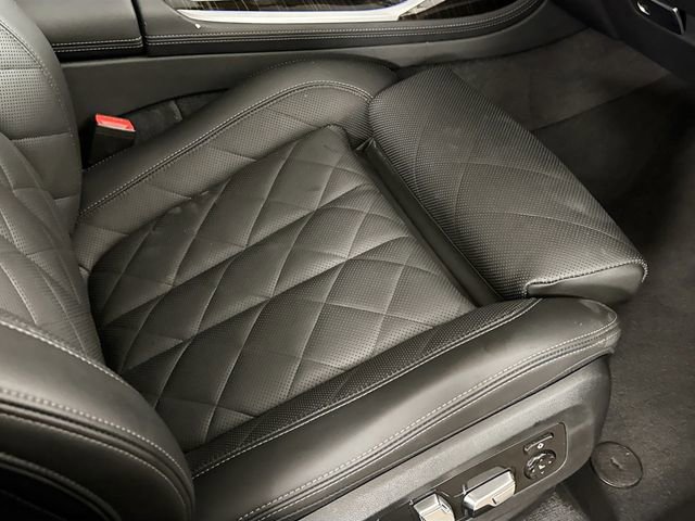 Used 2024 BMW X7 xDrive40i w/ Premium Package image 42