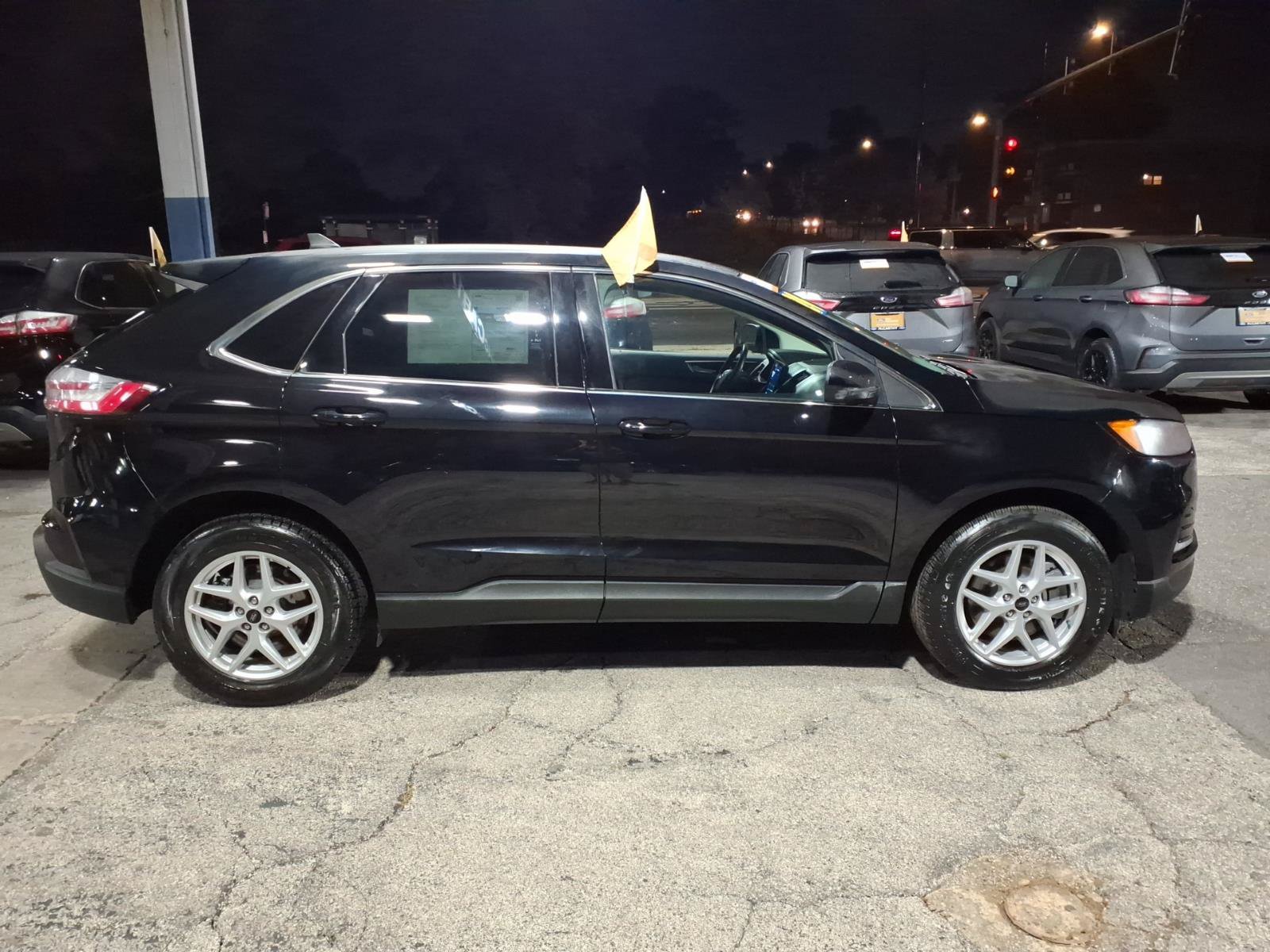 Certified 2024 Ford Edge SEL AWD/4WD image 2