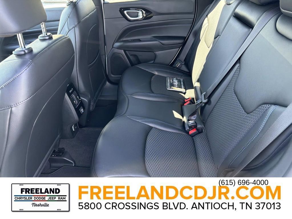 New 2026 Jeep Compass Latitude image 15