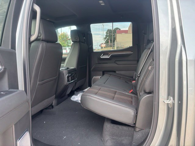 New 2026 Chevrolet Silverado 1500 High Country w/ Technology Package AWD/4WD image 12