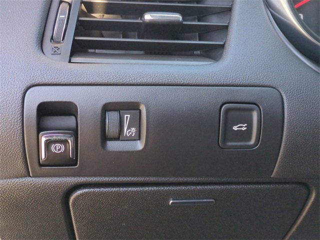 Certified 2018 Chevrolet Impala LT image 18