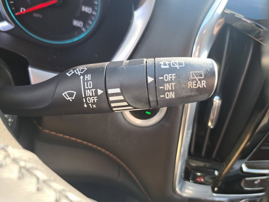 Used 2018 Chevrolet Traverse LT image 24