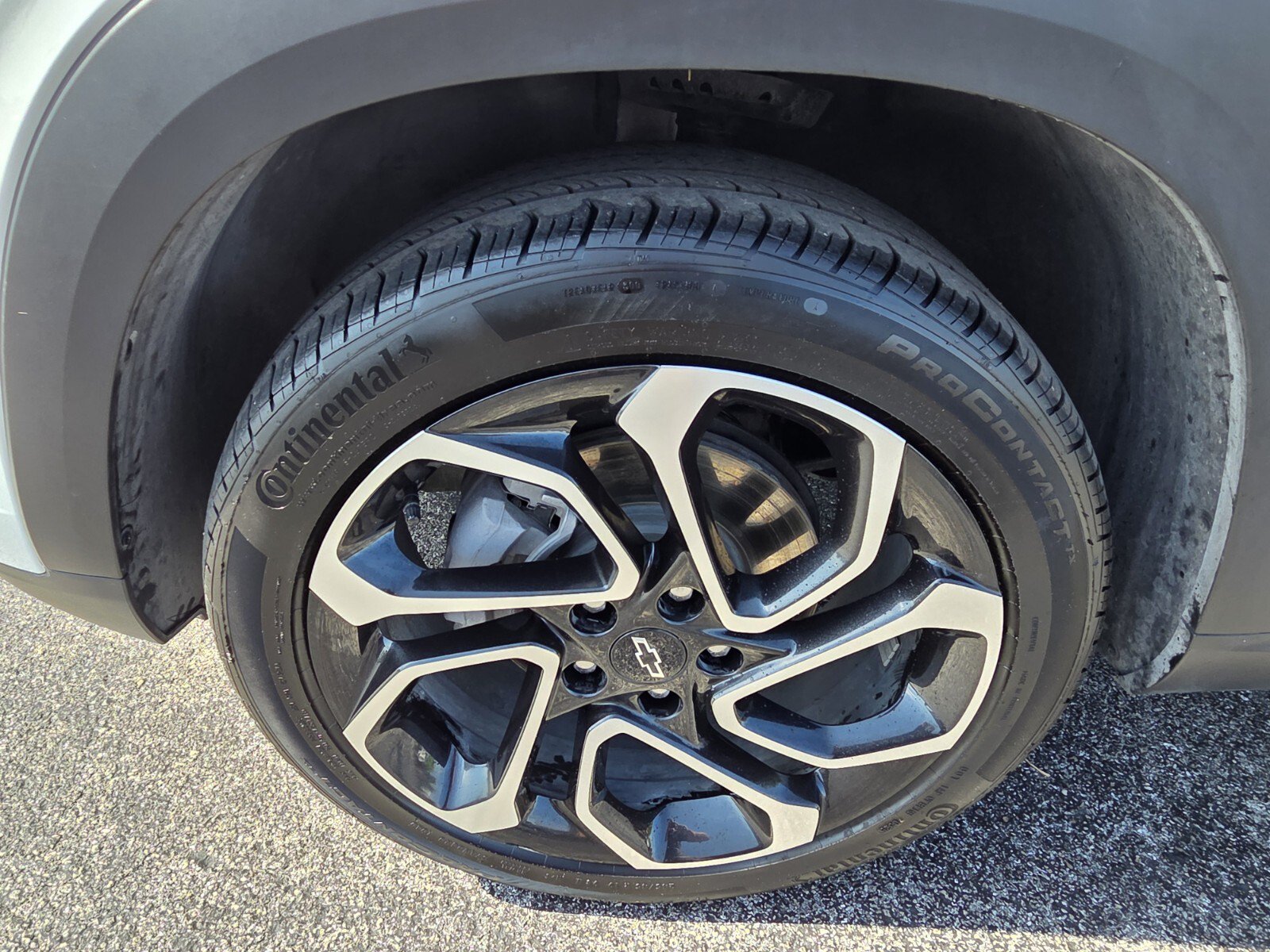 Certified 2026 Chevrolet Trax RS w/ Driver Confidence Package FWD image 19