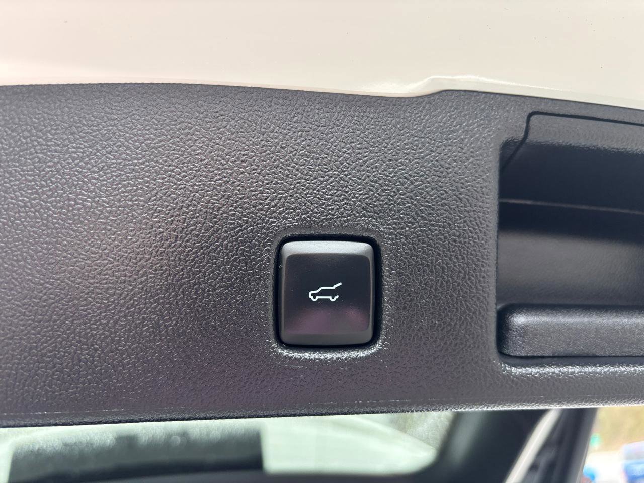 Used 2023 Ford Escape ST-Line Elite w/ Premium Technology Package image 15