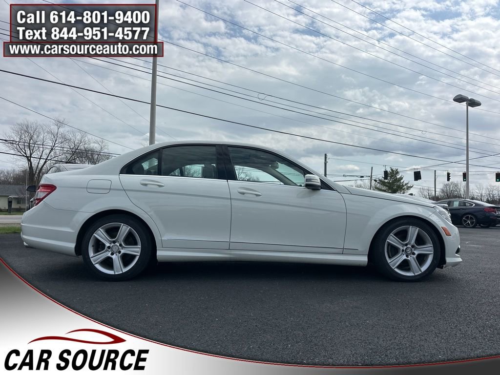 Used 2010 Mercedes-Benz C 300 4MATIC Sedan image 4