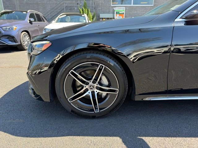 Used 2026 Mercedes-Benz E 350 4MATIC Sedan image 9