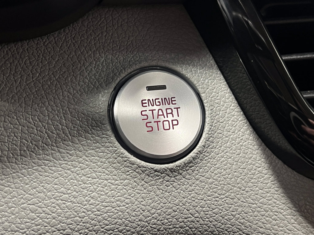 Used 2018 Kia Optima EX w/ Technology Package FWD image 23