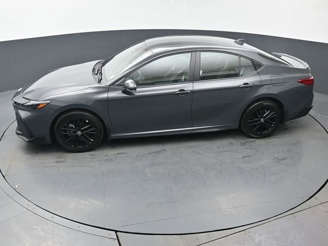 Used 2026 Toyota Camry SE AWD/4WD image 38