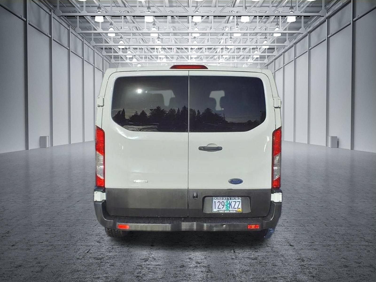 Used 2019 Ford Transit 150 XLT RWD image 11