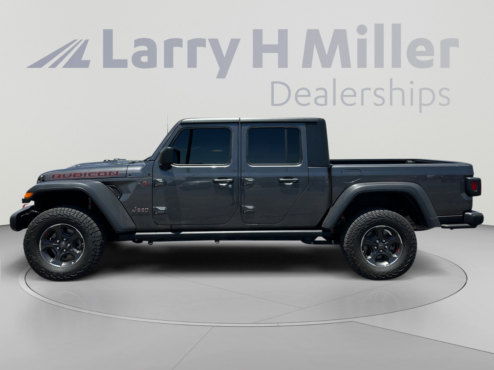 Used 2022 Jeep Gladiator Rubicon w/ Cold Weather Group AWD/4WD image 2