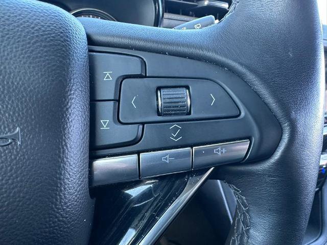 Used 2023 Cadillac XT6 Premium Luxury w/ Technology Package image 37