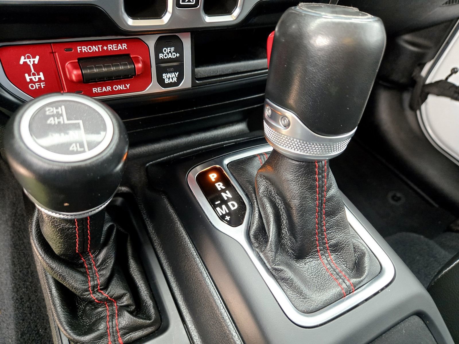 Used 2022 Jeep Wrangler Unlimited Rubicon w/ Cold Weather Group image 22