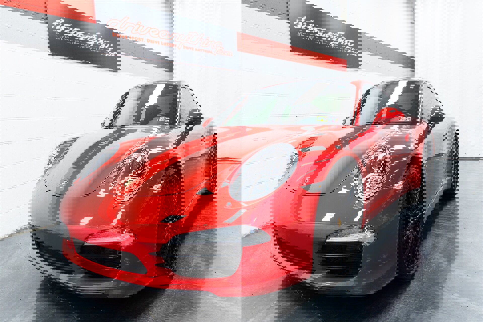 Used 2015 Porsche 911 Carrera image 6