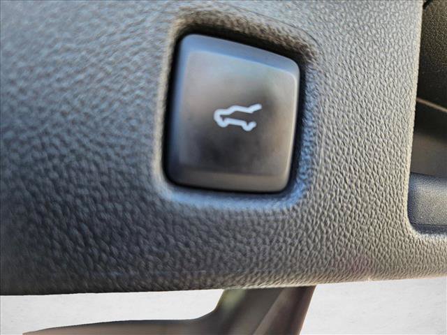 Used 2022 Ford Escape SE w/ Convenience Package FWD image 7