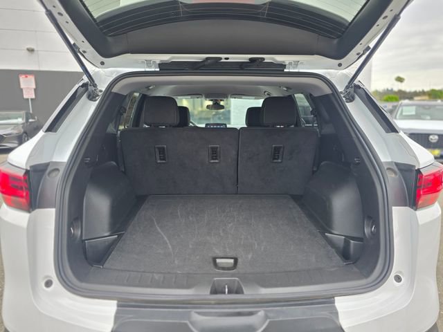 Used 2025 Chevrolet Blazer LT image 12