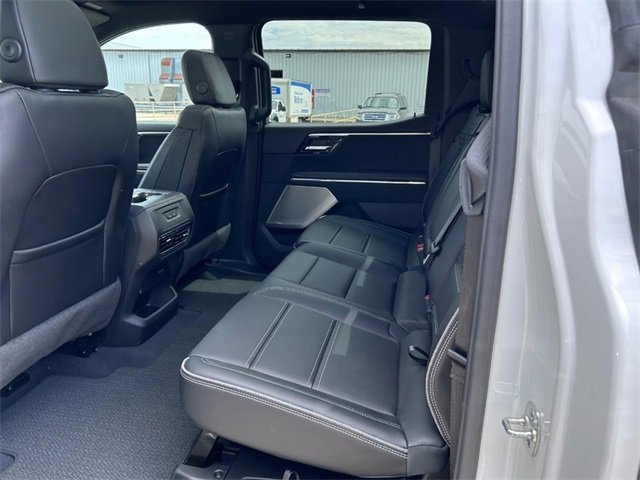 New 2025 GMC Sierra EV Denali image 7