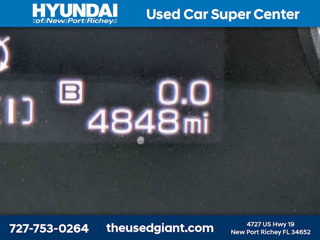 Used 2025 Subaru Crosstrek 2.0i Premium image 37