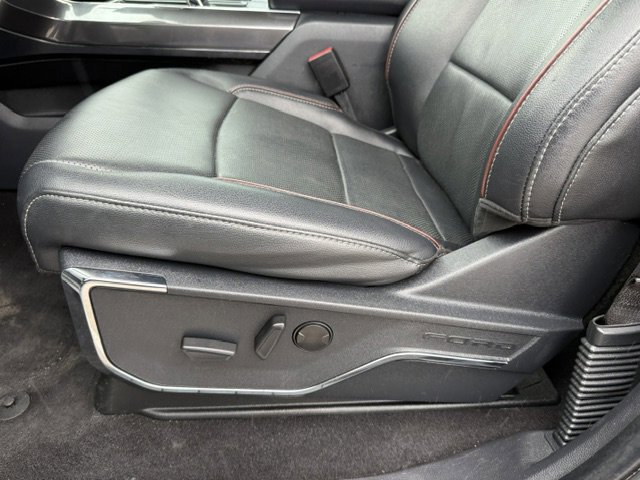 Used 2023 Ford F150 Lariat AWD/4WD image 10