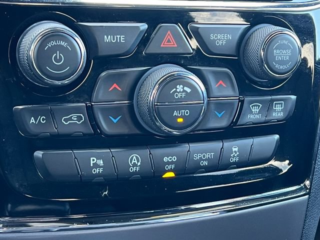 Used 2020 Jeep Grand Cherokee Laredo AWD/4WD image 28